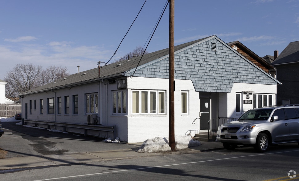 761 Park Ave, Cranston, RI for lease - Building Photo - Image 2 of 41
