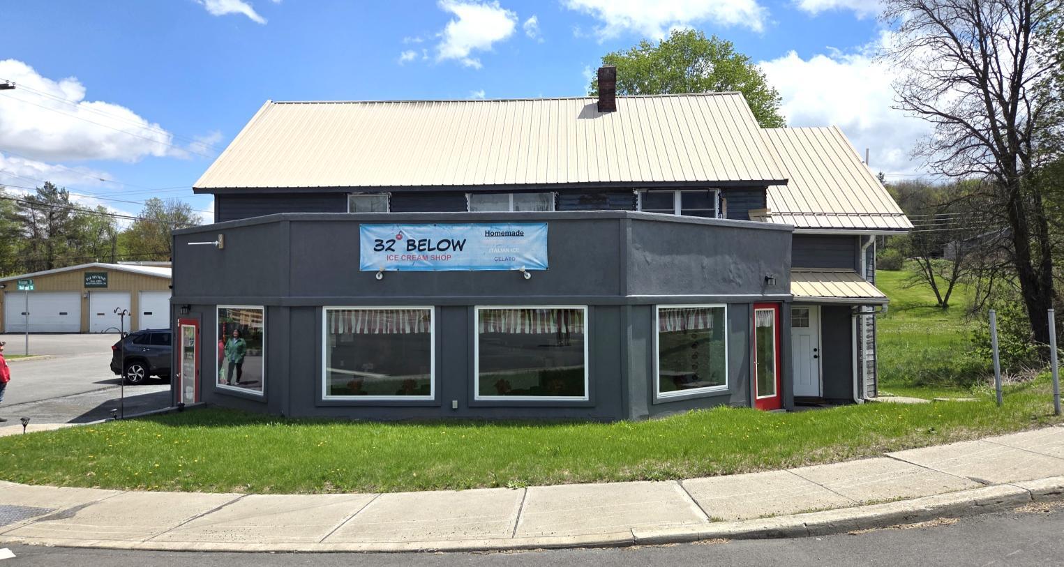 5 Railroad St, Van Etten, NY à vendre Photo principale- Image 1 de 3
