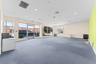 637 E 1st St, Boston, MA for lease Interior Photo- Image 1 of 8
