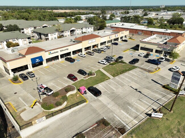 More details for 19786 Highway 105 W, Montgomery, TX - Retail for Sale