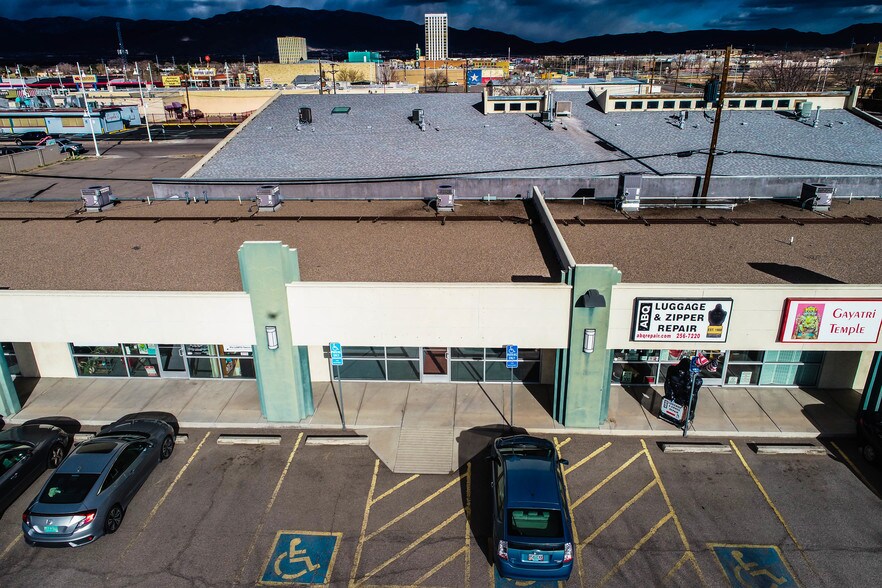 136 Washington SE, Albuquerque, NM à vendre - Photo du bâtiment - Image 3 de 9