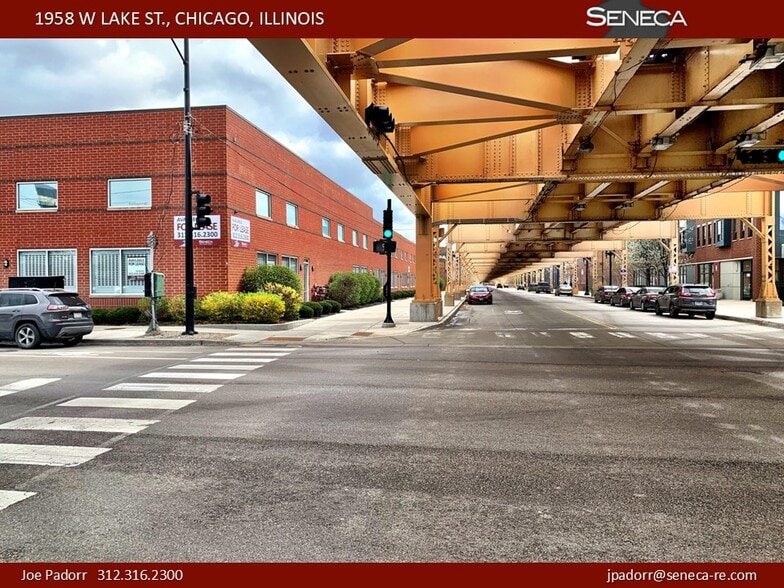 1932-1958 W Lake St, Chicago, IL for lease - Building Photo - Image 2 of 35