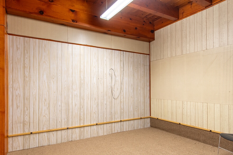 103 W Slippery Rock St, Chicora, PA for sale - Building Photo - Image 2 of 5