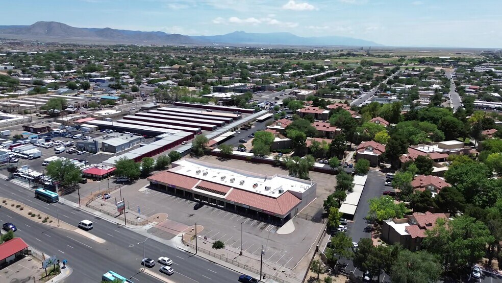 7226 Central Ave, Albuquerque, NM à vendre - Photo du bâtiment - Image 2 de 14