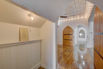 503 Neches St, Austin, TX for lease Interior Photo- Image 2 of 14