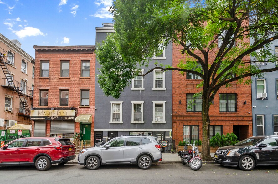 128 India St, Brooklyn, NY à vendre - Photo du bâtiment - Image 3 de 27