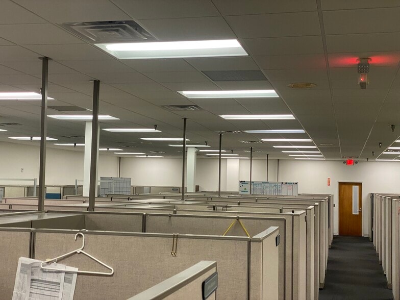 134 N Church St, Rocky Mount, NC for lease - Interior Photo - Image 3 of 10