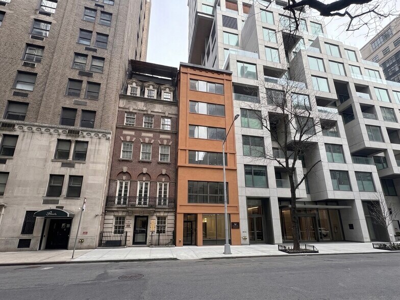 127 E 56th St, New York, NY à louer - Photo principale - Image 1 de 9