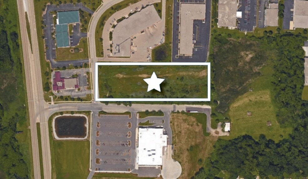 Dolphin Dr, Waukesha, WI for sale - Building Photo - Image 1 of 2