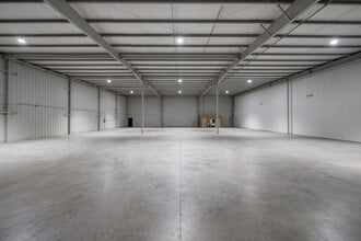 3525 Enterprise Way, Green Cove Springs, FL for lease Interior Photo- Image 1 of 2