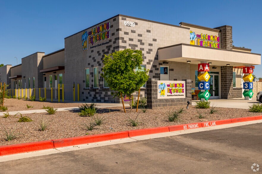 Learning Experience, Mesa, AZ à vendre - Photo principale - Image 2 de 8