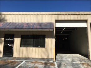 120 Gloster Rd NW, Lawrenceville, GA for lease Interior Photo- Image 2 of 13