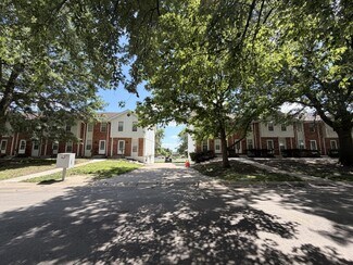Plus de détails pour 308-312 NW Highland Ln, Blue Springs, MO – Multi-résidentiel à vendre, Blue Springs, MO