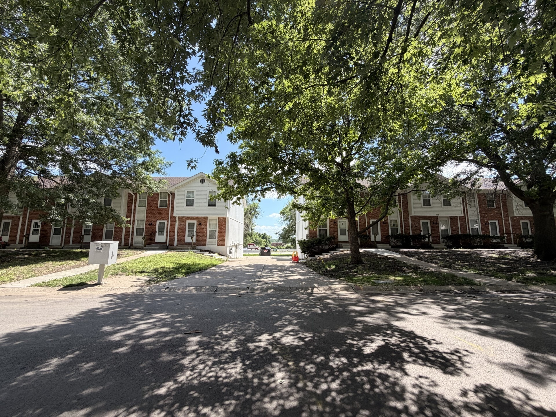308-312 NW Highland Ln, Blue Springs, MO portefeuille de 2 propriétés à vendre sur LoopNet.ca Photo du bâtiment- Image 1 de 2