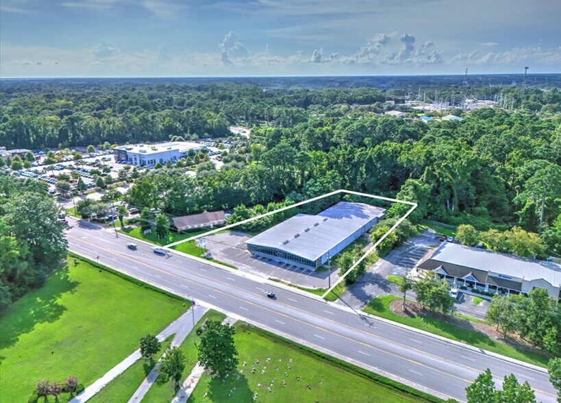 164 Robert Smalls Pky, Beaufort, SC à louer - Photo du bâtiment - Image 2 de 9