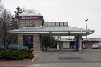 More details for 2145 Wealthy St SE, Grand Rapids, MI - Retail for Sale