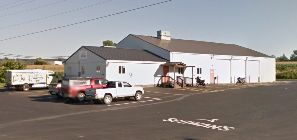 19560 Cady Rd, Adams Center, NY à vendre - Photo principale - Image 1 de 3