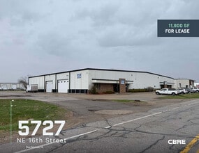 5727 NE 16th St, Des Moines, IA for lease Interior Photo- Image 1 of 9