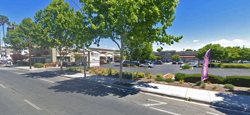 2668 Monterey Hwy, San Jose, CA à louer - Photo du bâtiment - Image 2 de 10