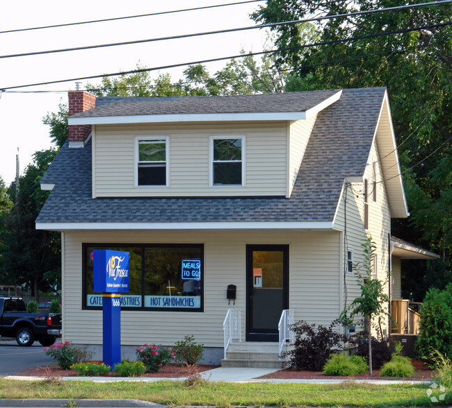 1666 Western Ave, Albany, NY à vendre - Photo principale - Image 1 de 1