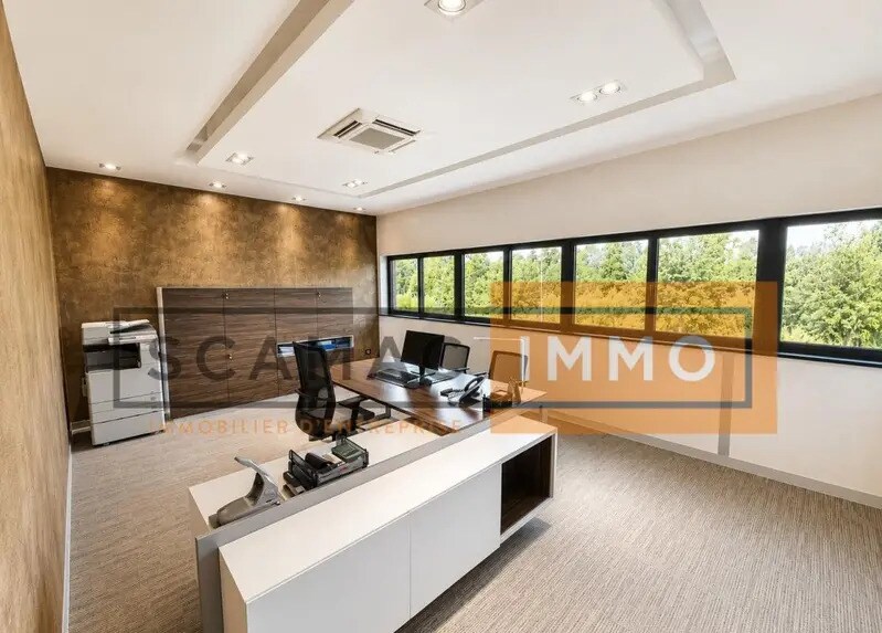 Flex in Bussy-Saint-Martin for lease Building Photo- Image 1 of 19