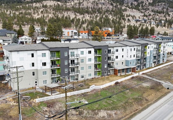 4010 Walters St, Merritt, BC for sale - Building Photo - Image 3 of 37