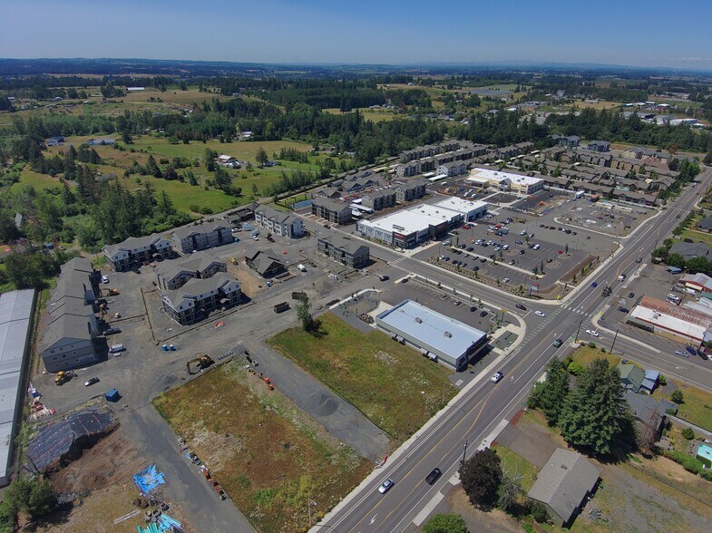 W Main St & Leroy Ave, Molalla, OR à vendre - Photo du bâtiment - Image 1 de 5
