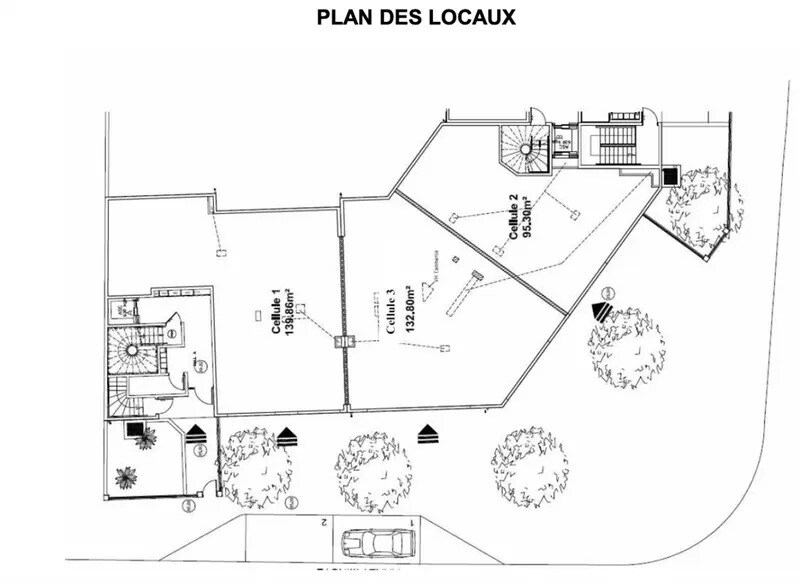 Retail in Saint-Germain-en-Laye for lease - Building Photo - Image 2 of 5