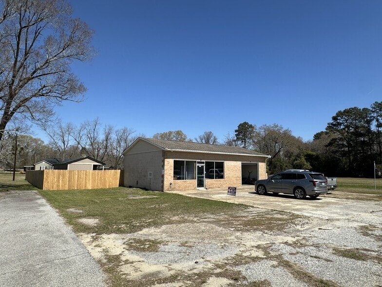 201 King E st, Bethune, SC for lease - Building Photo - Image 3 of 6