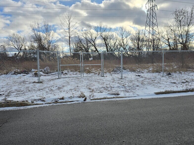 2217 Allen ave, Niagara Falls, NY à louer - Autre - Image 3 de 5