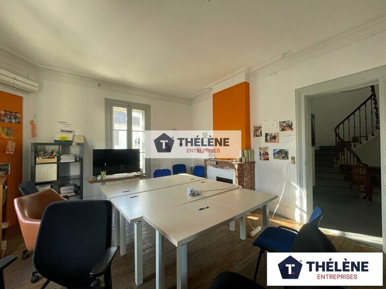Office in Montpellier for lease - Building Photo - Image 2 of 10