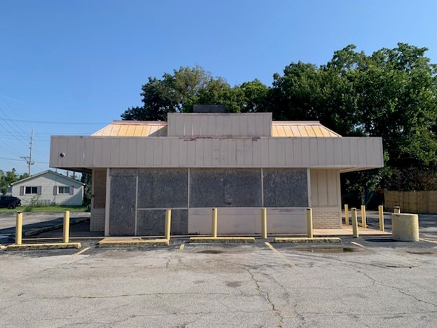 More details for 5901 State St, East Saint Louis, IL - Retail for Sale