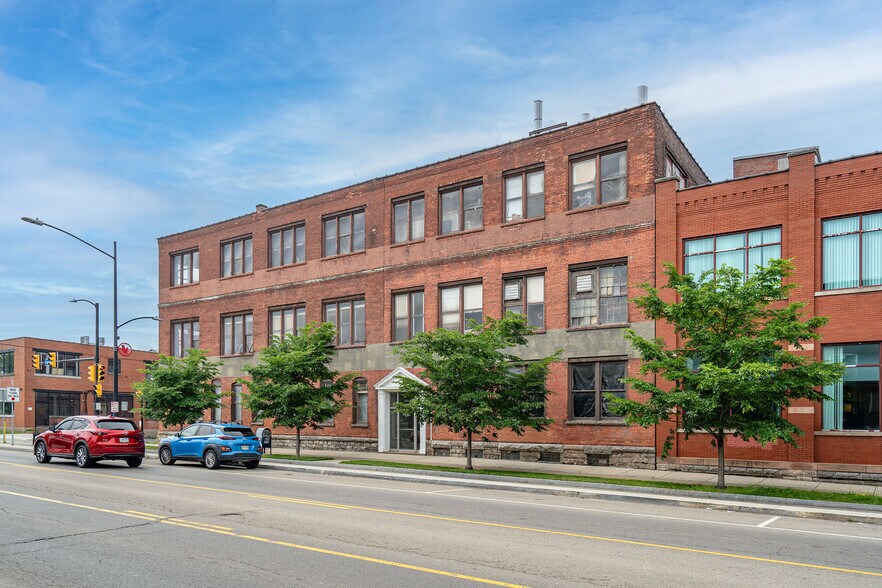 1280 Niagara St, Buffalo, NY à vendre - Photo du bâtiment - Image 2 de 29