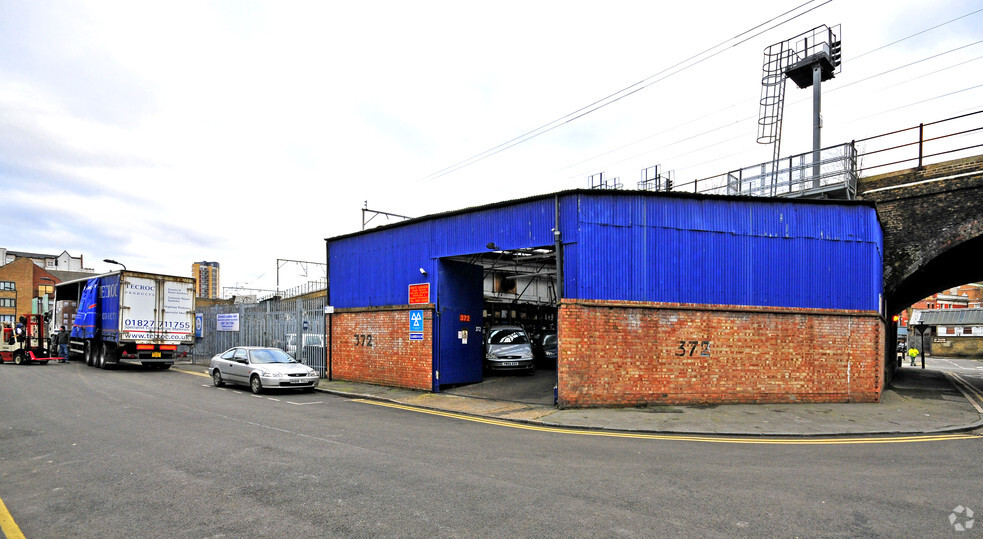 Mentmore Ter, London for lease - Building Photo - Image 2 of 3