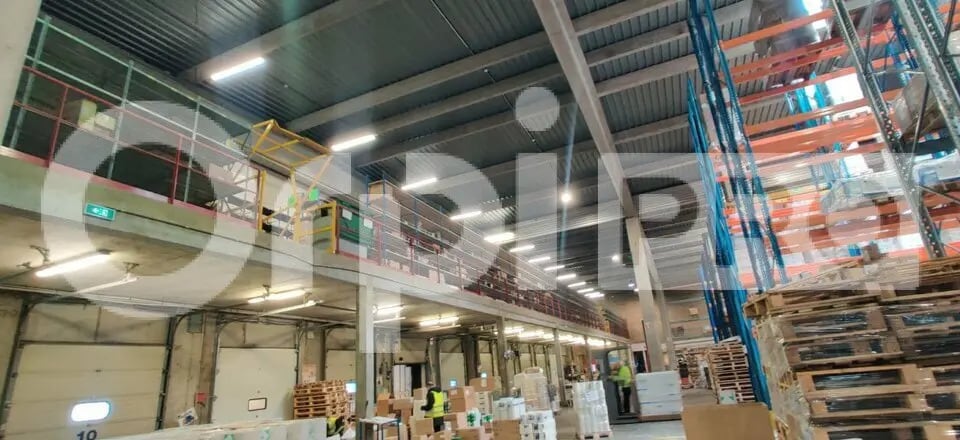 Flex in Maurepas for lease - Interior Photo - Image 2 of 11