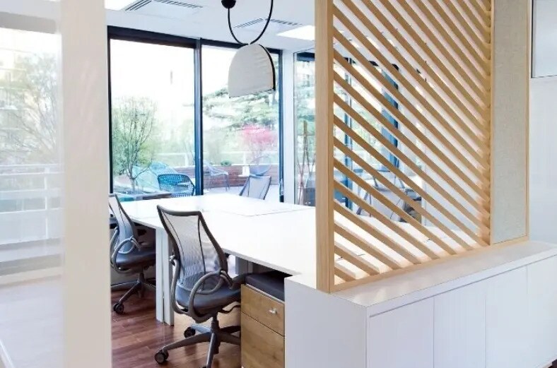 8-12 Avenue Félix D'Herelle, Boulogne-Billancourt à louer - Photo du bâtiment - Image 2 de 13