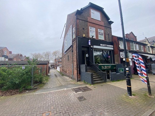 2 Railway Rd, Manchester for lease - Building Photo - Image 2 of 2