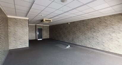 Market Walk, Newton Abbot for lease Interior Photo- Image 2 of 2