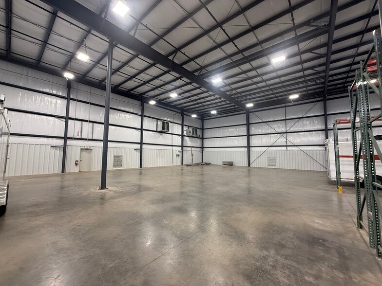 340 Mayfield Rd, Duncan, SC for lease - Building Photo - Image 2 of 5