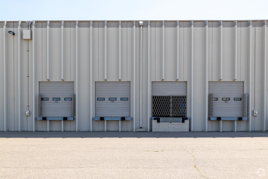 3950 Nome St, Denver, CO à louer - Photo du bâtiment - Image 3 de 9