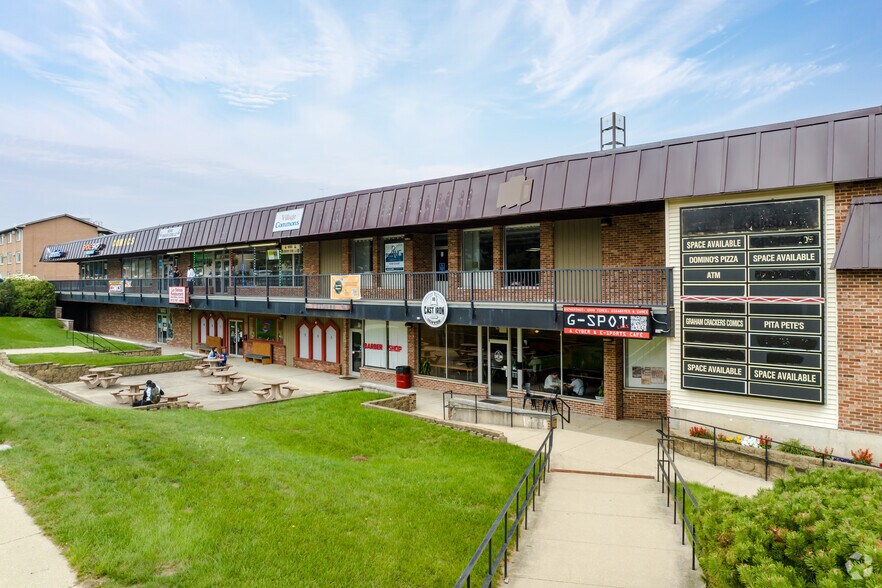 901 Lucinda Ave, Dekalb, IL à louer - Photo du bâtiment - Image 3 de 15