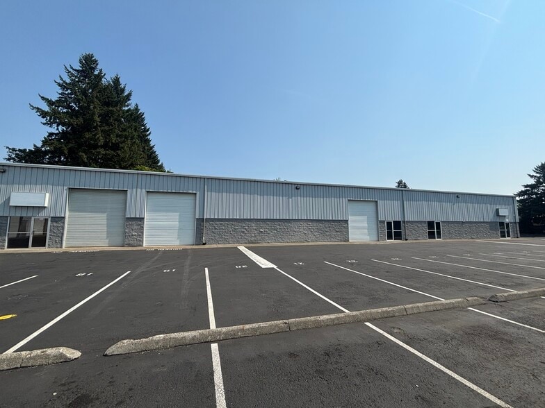 1414 SE 18th Ave, Hillsboro, OR for lease - Building Photo - Image 1 of 14