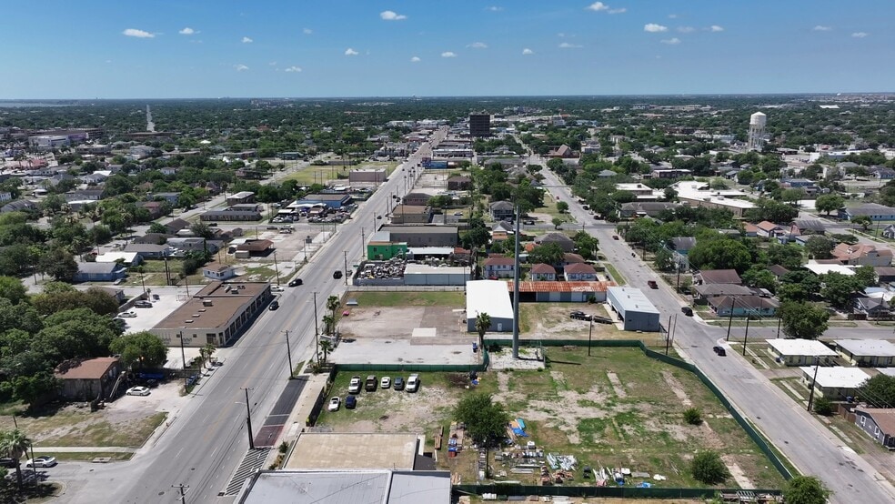 Staples Business Park portfolio of 3 properties for sale on LoopNet.ca - Commercial Listing Video - Image 2 of 25