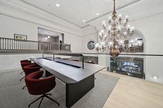 33 N LaSalle St, Chicago, IL for lease Interior Photo- Image 2 of 15