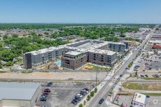 2219 E 11th St, Tulsa, OK - AÉRIEN  Vue de la carte