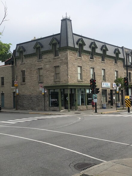 3285 Rue Saint-Jacques, Montréal, QC à louer - Photo du bâtiment - Image 1 de 6