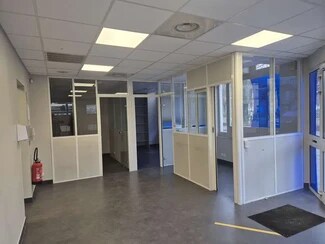 Plus de détails pour Boulevard Marcel Sembat, Saint-Denis - Commerce de détail à louer