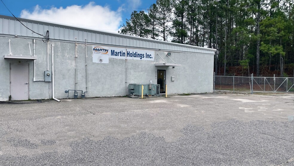 2202 Fayetteville Rd, Rockingham, NC for lease - Building Photo - Image 3 of 8