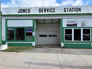 Plus de détails pour 79 State St, Heuvelton, NY - Commerce de détail à vendre