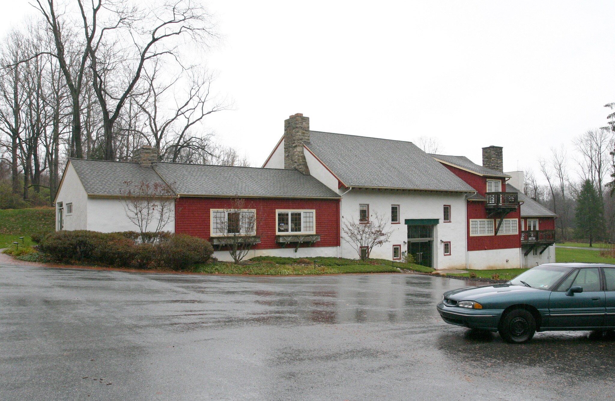381 Brinton Lake Rd, Thornton, PA à louer Photo du bâtiment- Image 1 de 16